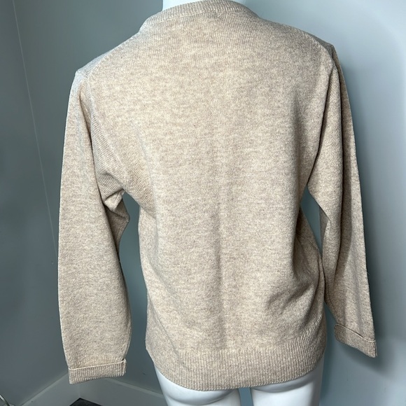 L.L. Bean Classic Lambswool Pullover Sweater size Small - Picture 5 of 6